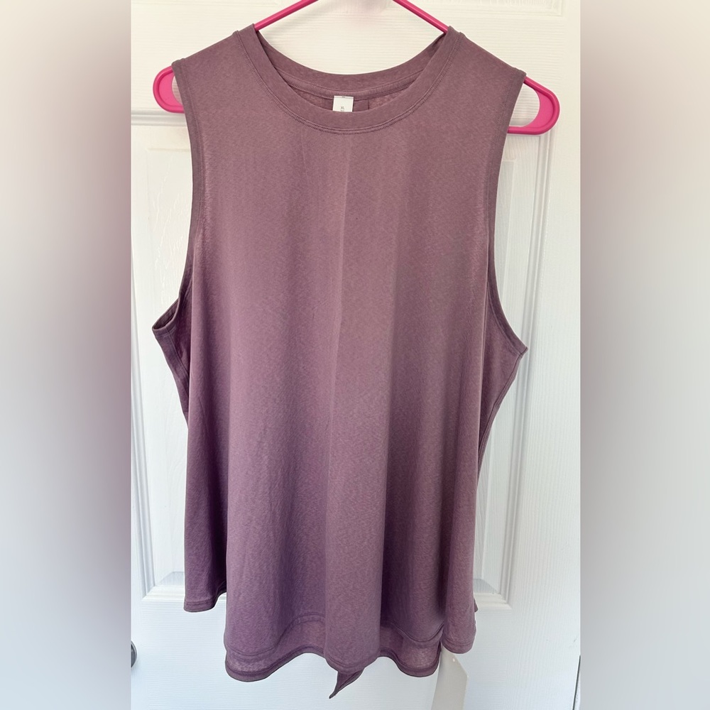 Lululemon Lightweight Split-Back Training Tank- XL- LavendarLux-